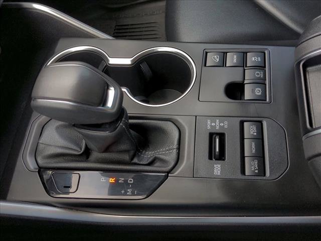 Used 2023 Toyota Highlander XLE image 13
