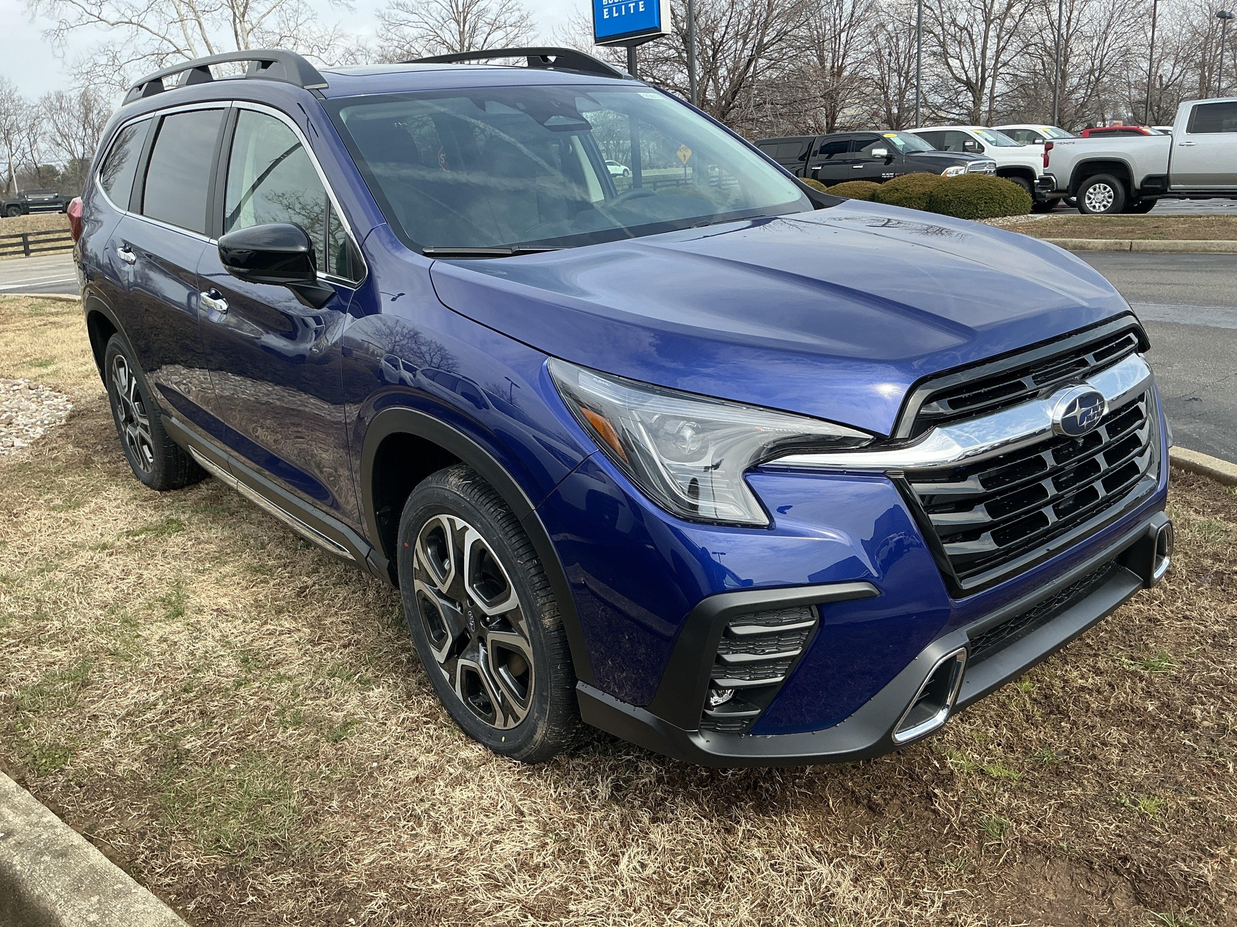 New 2026 Subaru Ascent Touring AWD/4WD image 2