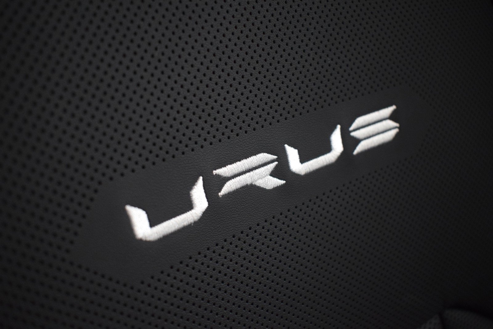 Used 2024 Lamborghini Urus S image 37