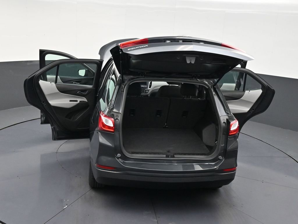 Used 2021 Chevrolet Equinox LS image 32