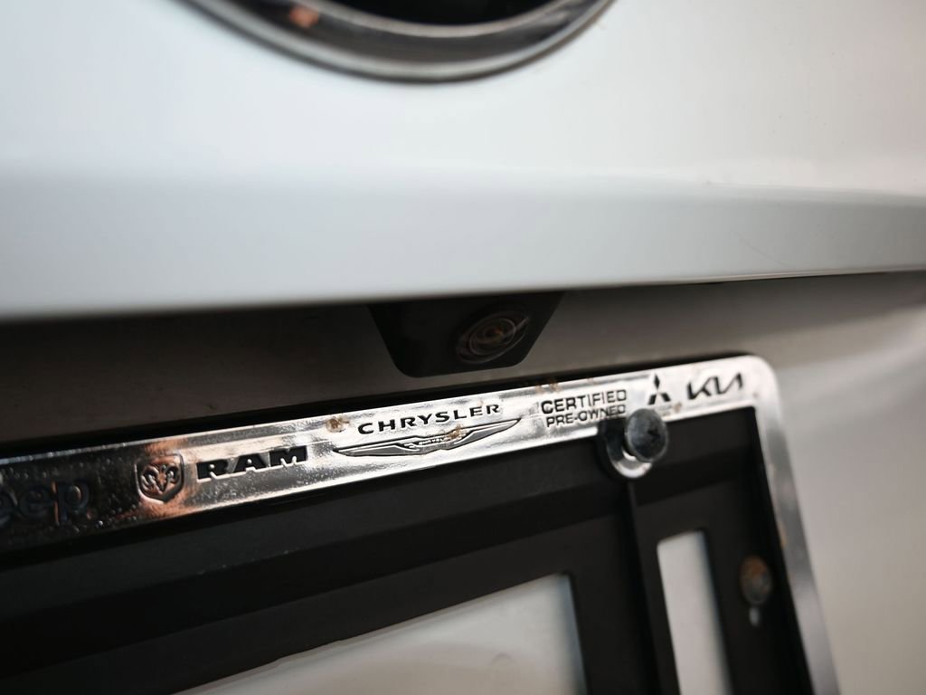 Used 2022 Volkswagen Taos S image 32