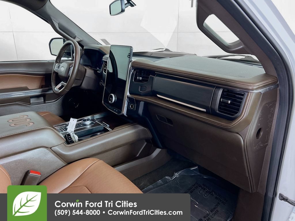 Used 2024 Ford Expedition Max King Ranch AWD/4WD image 32