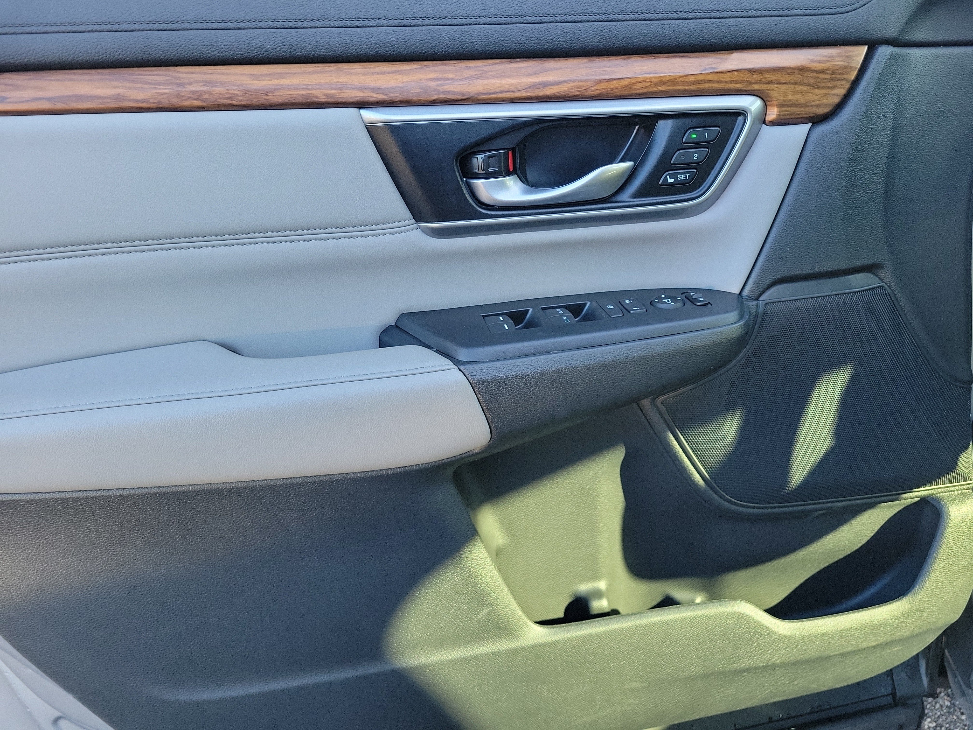 Used 2021 Honda CR-V EX-L image 22