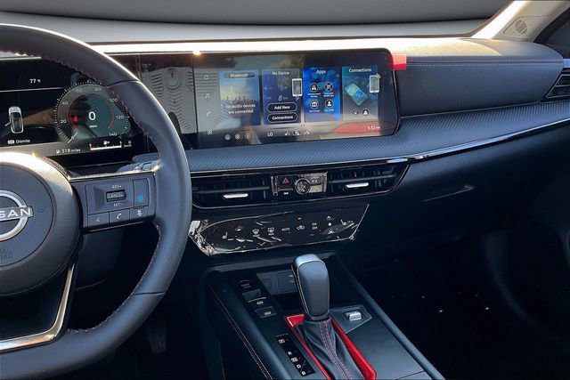 New 2026 Nissan Kicks SR image 6