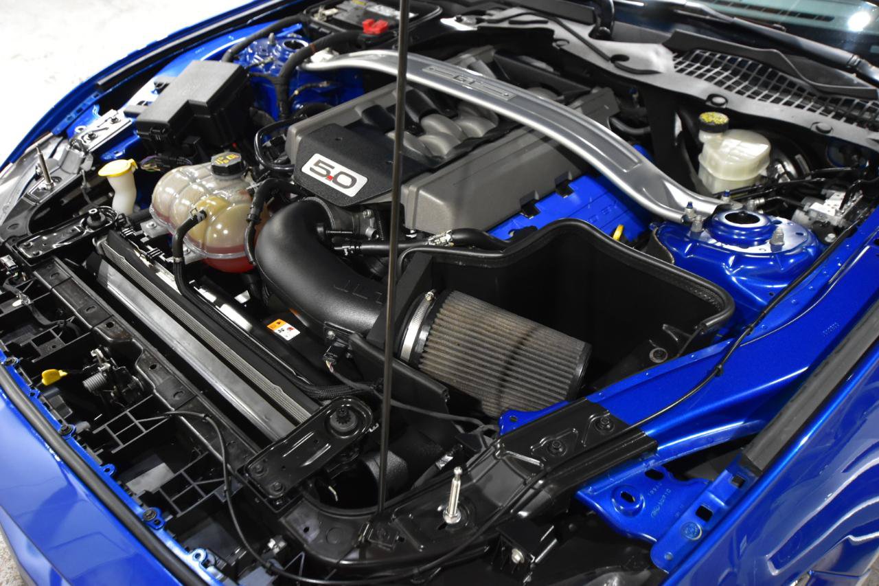 Used 2017 Ford Mustang GT w/ GT Performance Package RWD image 33