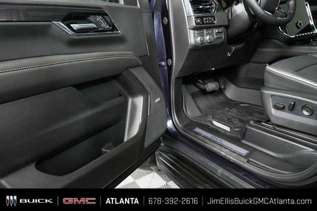 New 2026 GMC Yukon XL Elevation w/ Elevation Premium Package AWD/4WD image 8