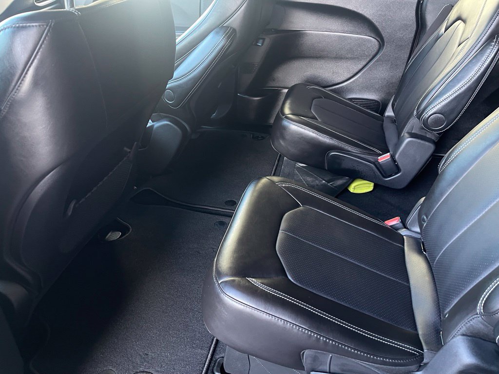 New 2027 Chrysler Pacifica LX FWD image 10