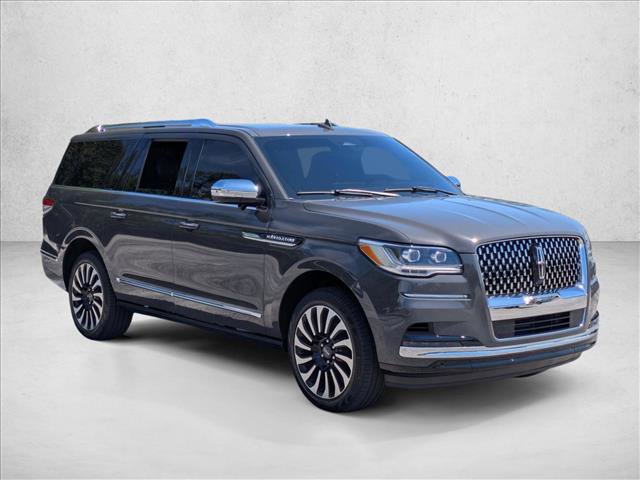 Used 2024 Lincoln Navigator L Black Label AWD/4WD image 3