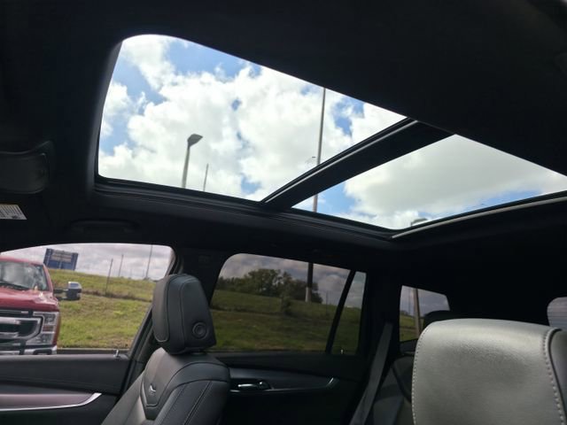 Used 2025 Cadillac XT6 Luxury image 13