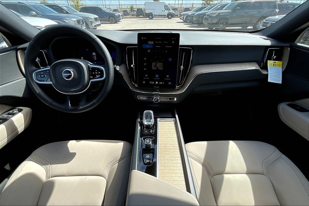 New 2026 Volvo XC60 B5 Plus w/ Protection Package Premier image 9