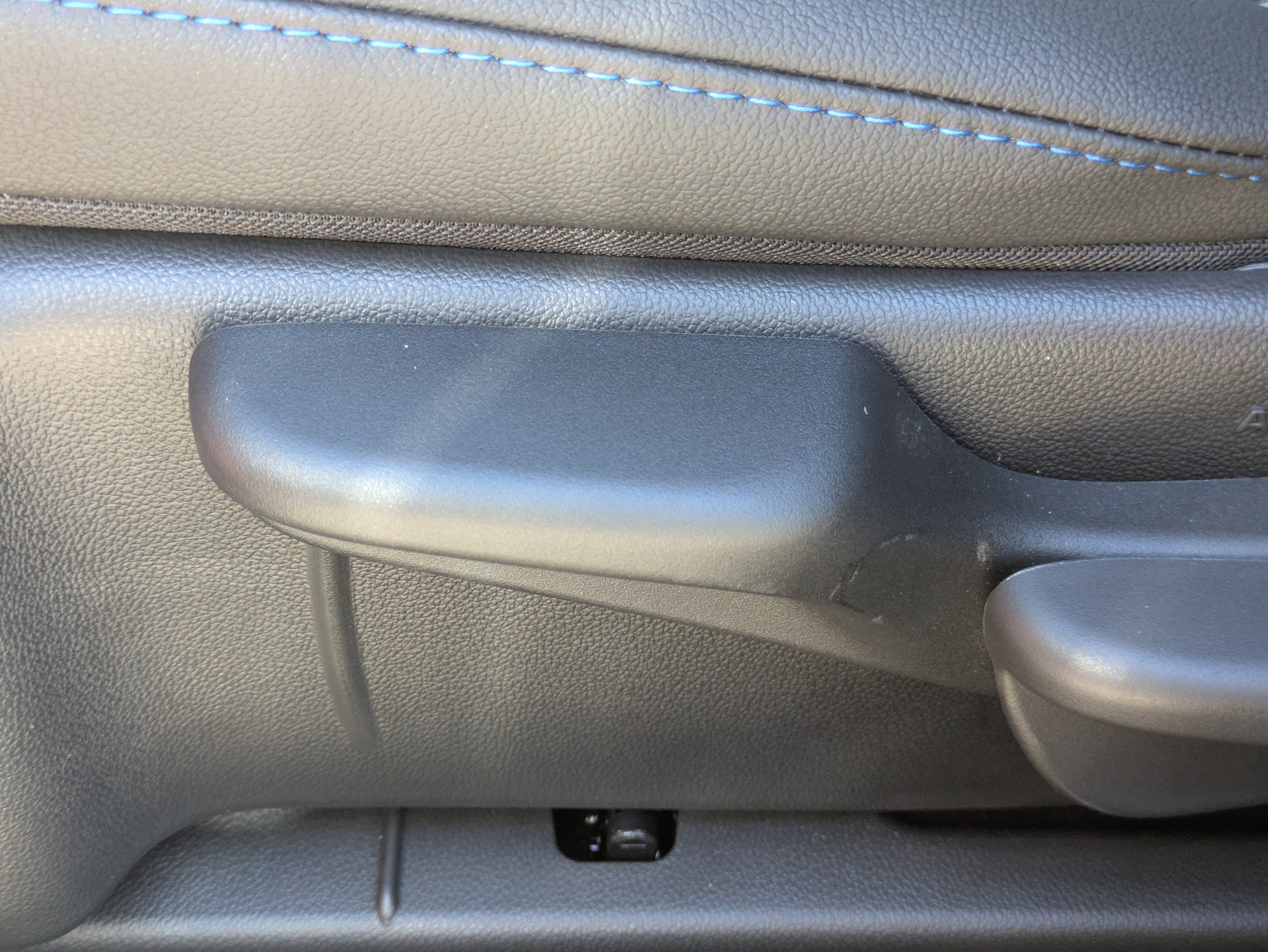 New 2026 Chevrolet Trax LT w/ Driver Confidence Package image 12