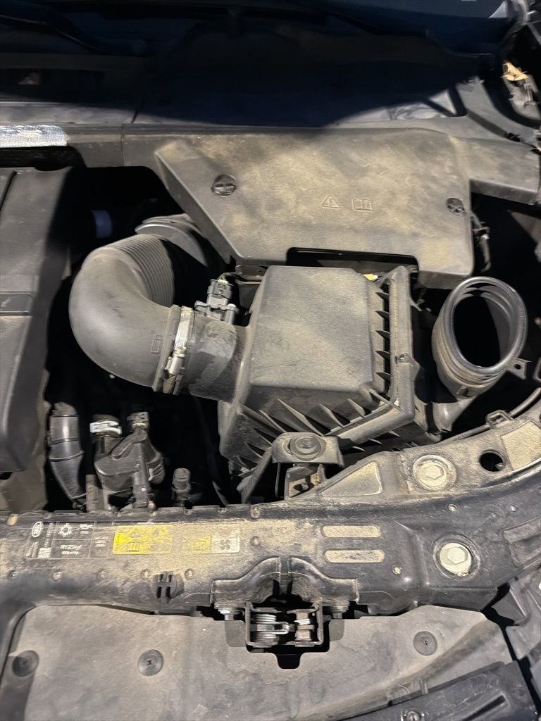 Used 2022 Land Rover Range Rover Evoque SE image 31