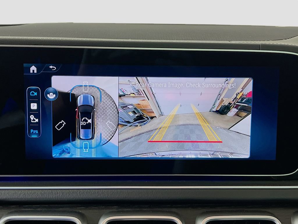 New 2026 Mercedes-Benz GLS 580 4MATIC image 18
