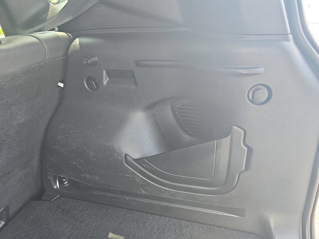 Used 2020 Jeep Renegade Limited w/ UConnect 8.4 Nav Group AWD/4WD image 14