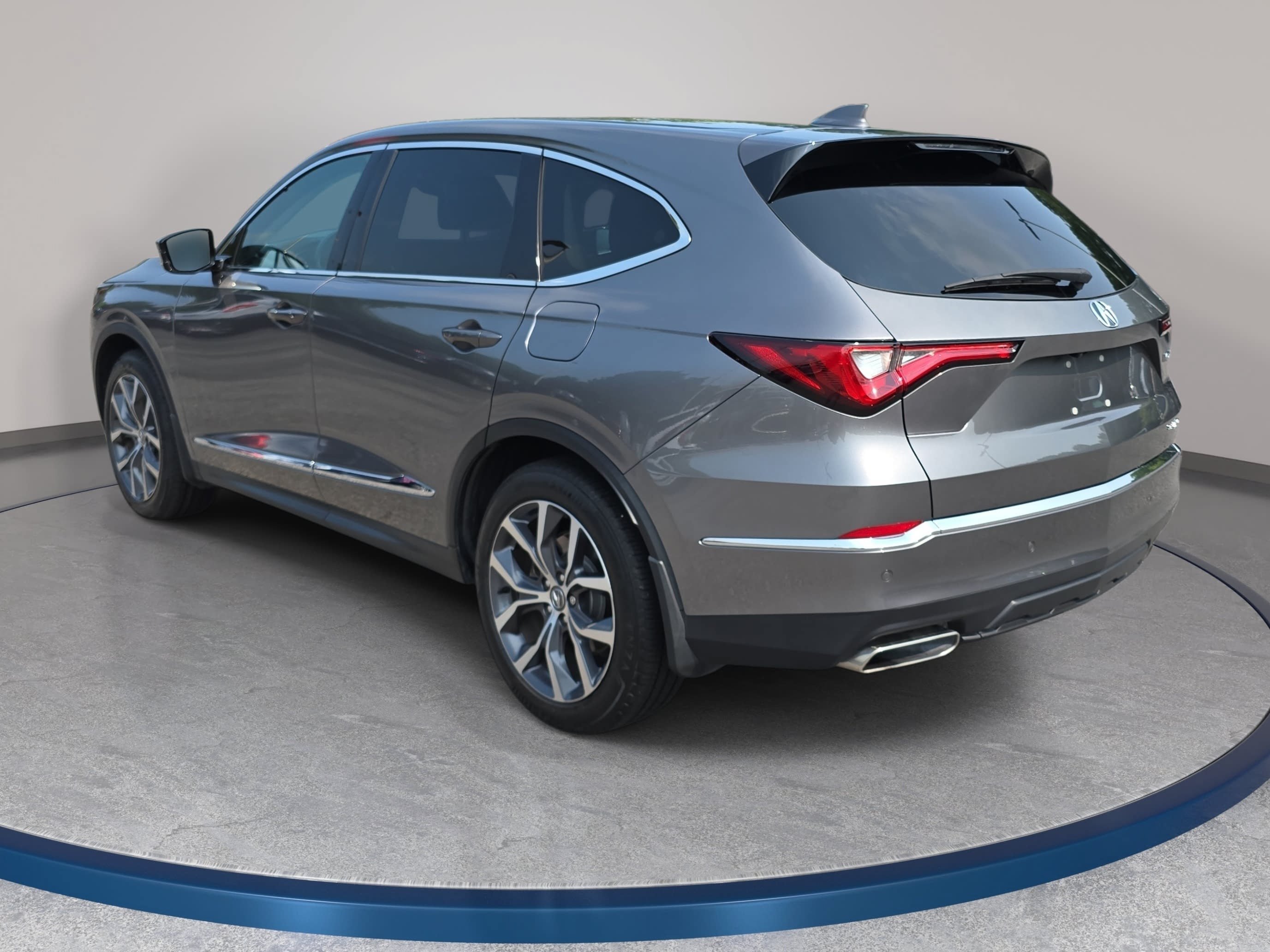 Used 2023 Acura MDX SH-AWD w/ Technology Package image 7