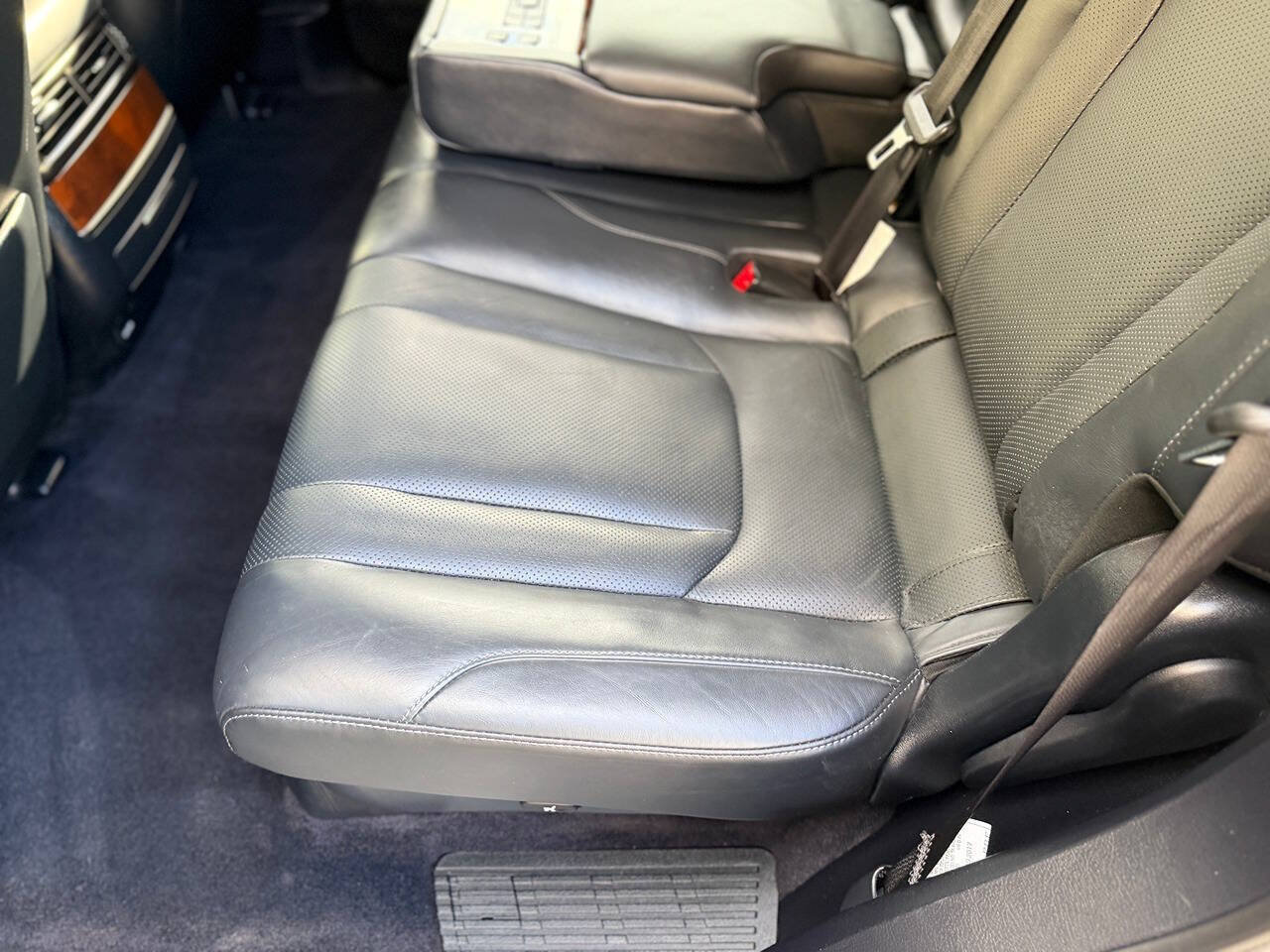 Used 2017 Lexus LX 570 4WD w/ Luxury Package image 79