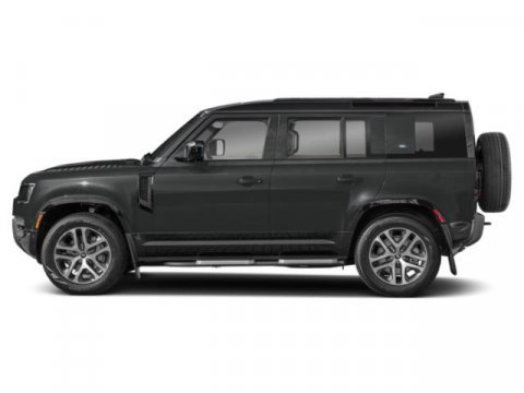 Used 2025 Land Rover Defender 90 X-Dynamic SE image 3