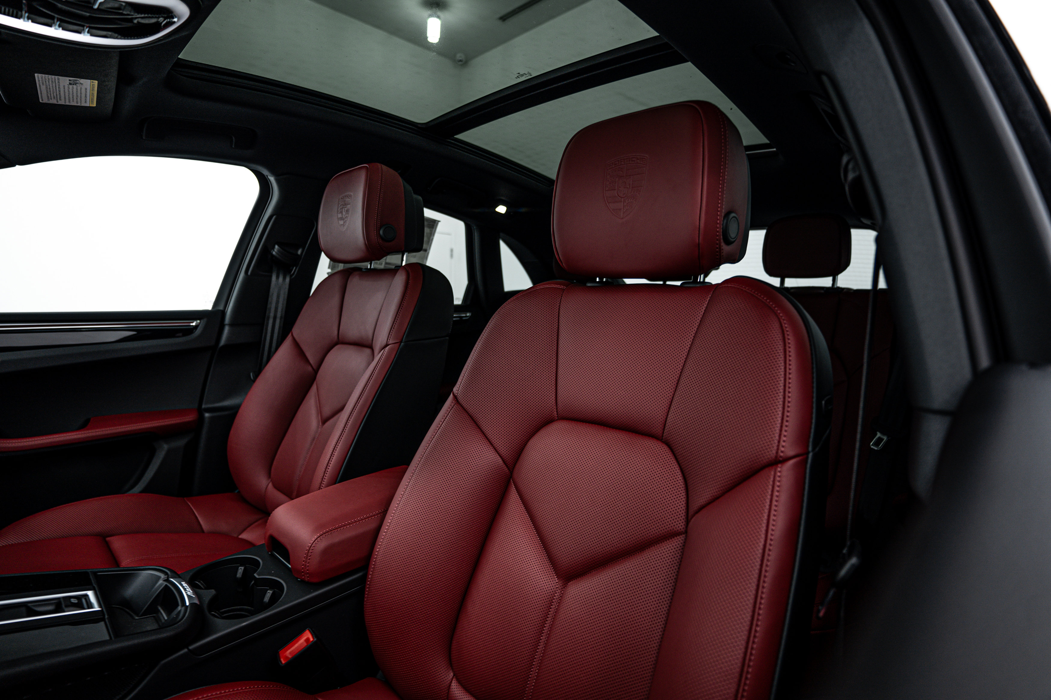 New 2025 Porsche Macan image 20