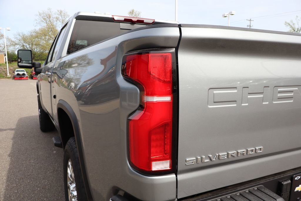 New 2026 Chevrolet Silverado 2500 LTZ w/ LTZ Convenience Package AWD/4WD image 35
