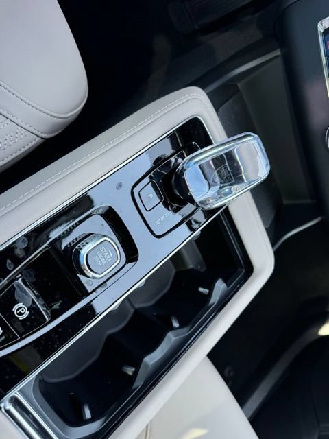 New 2026 Volvo XC90 T8 Plus w/ Protection Package AWD/4WD image 24
