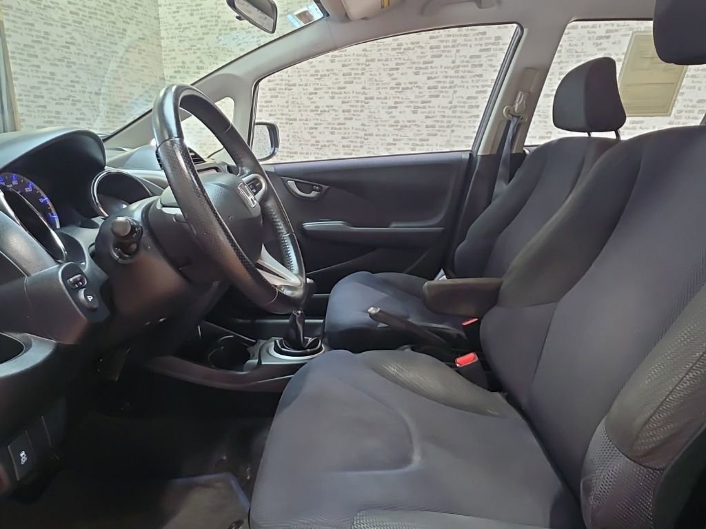Used 2013 Honda Fit Sport image 8