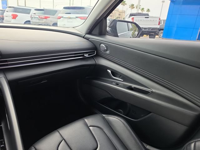Used 2024 Hyundai Elantra Limited FWD image 10