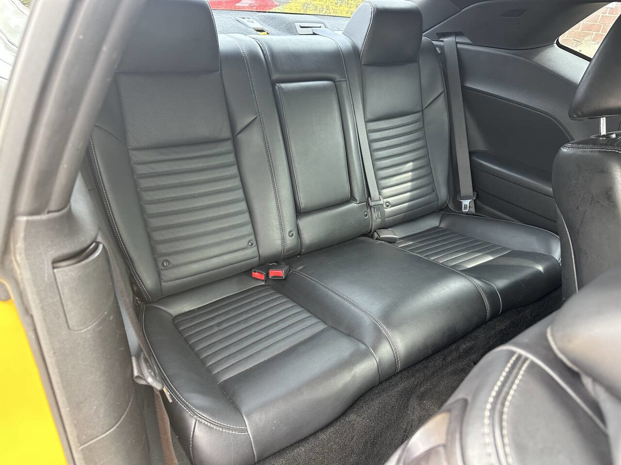 Used 2012 Dodge Challenger R/T RWD image 24