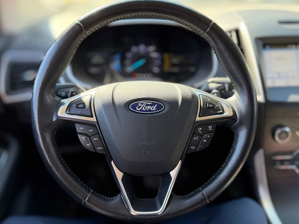Used 2019 Ford Edge SEL w/ Equipment Group 201A image 7