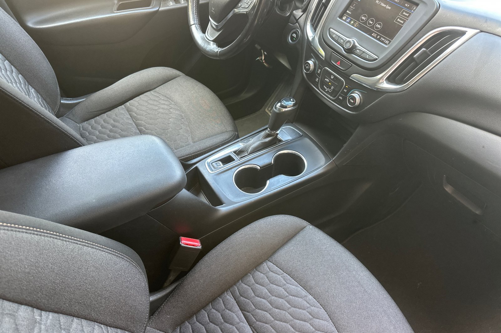 Used 2019 Chevrolet Equinox LT FWD image 19