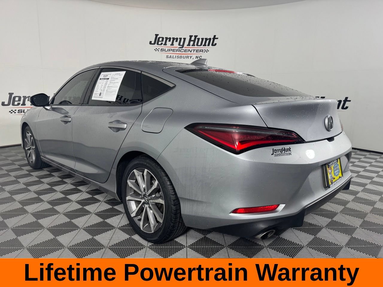 Used 2025 Acura Integra FWD image 9