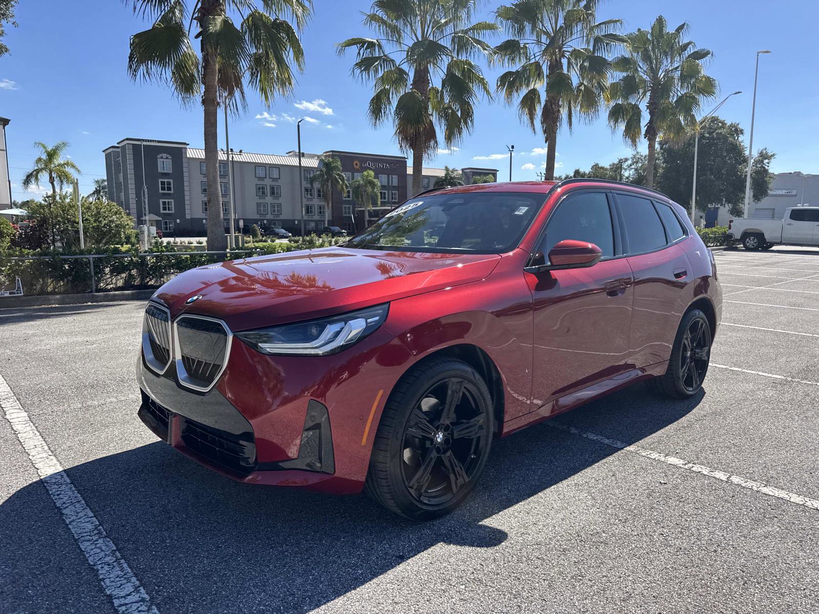 Certified 2025 BMW X3 xDrive30i w/ M Sport Package image 8