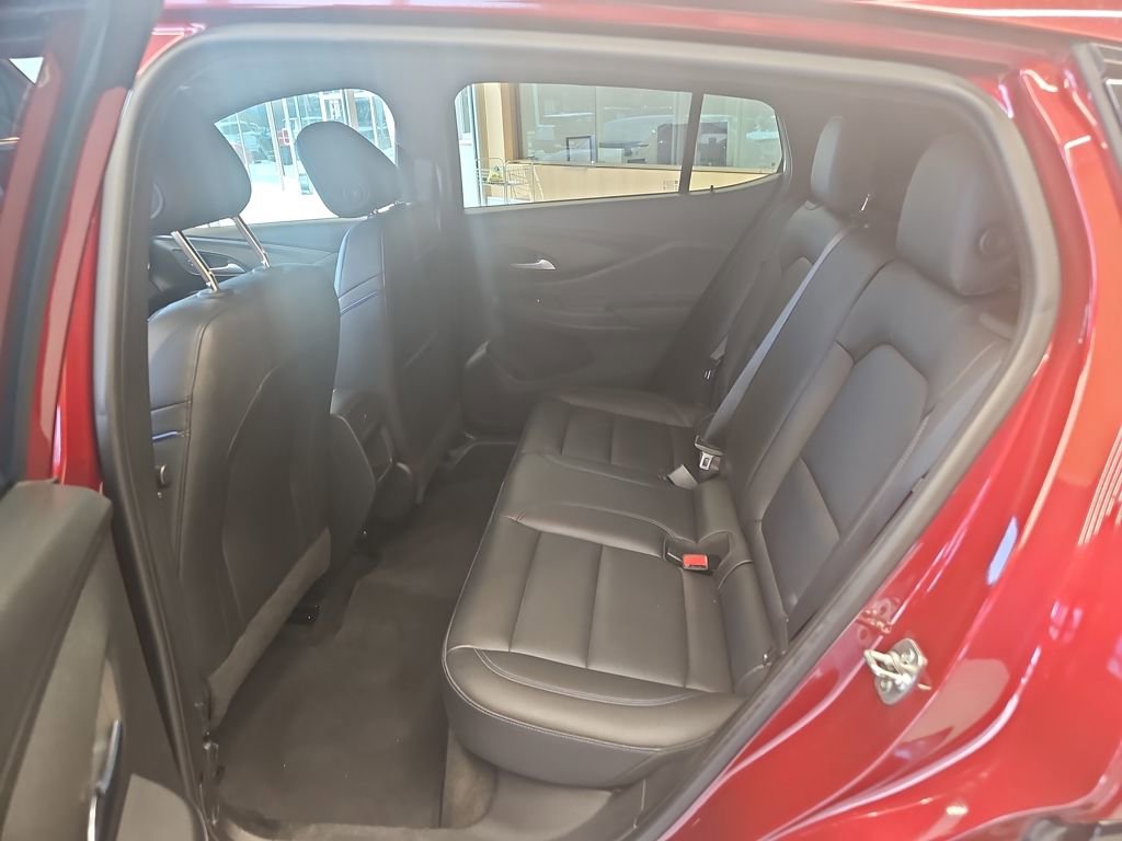 Used 2025 Buick Envista Sport Touring w/ Convenience I Package image 31