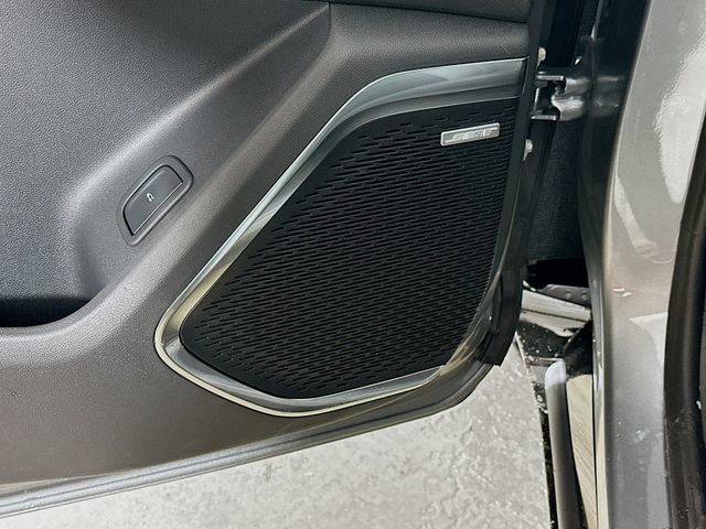 New 2026 Chevrolet Traverse RS image 19