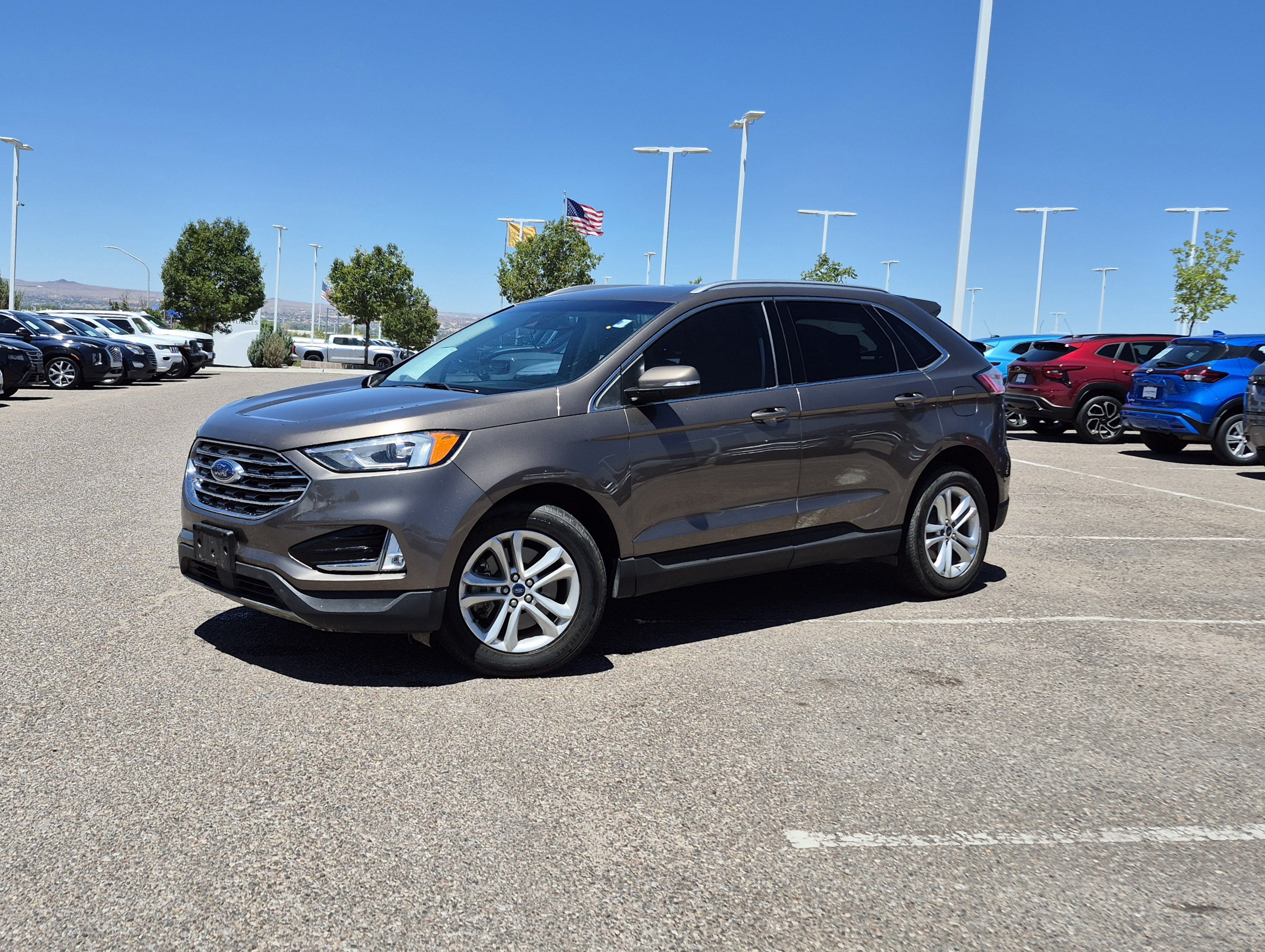Used 2019 Ford Edge SEL w/ Equipment Group 201A AWD/4WD image 1