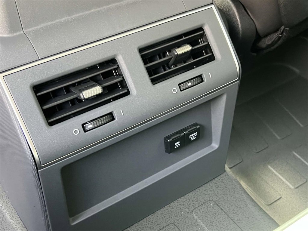 New 2025 INEOS Grenadier Fieldmaster Edition image 13