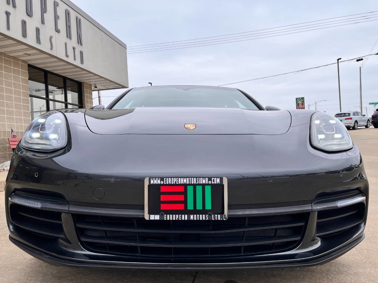 Used 2019 Porsche Panamera 4 image 7