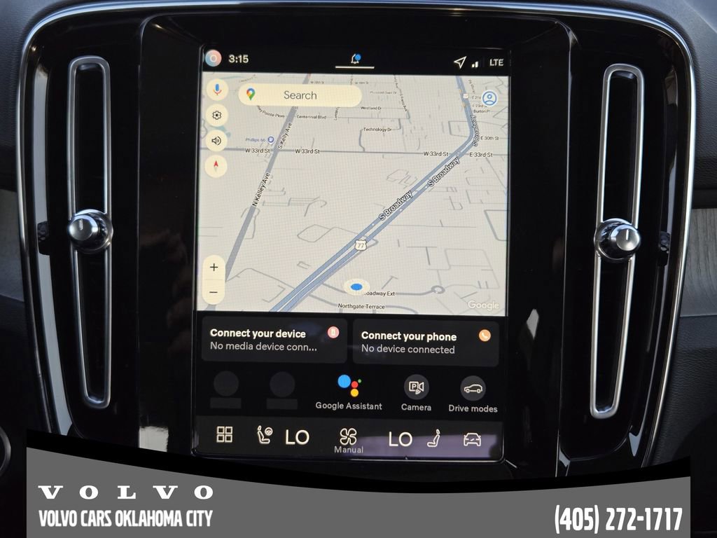 Used 2026 Volvo XC40 B4 Core w/ Protection Package Premier FWD image 16