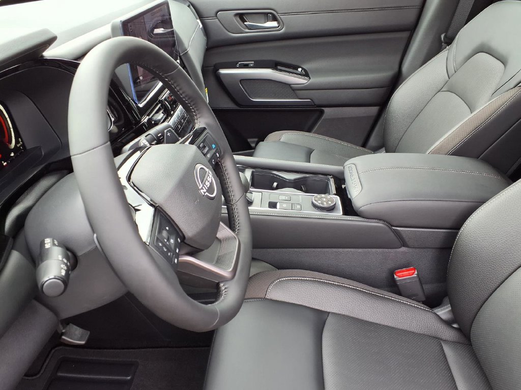 New 2026 Nissan Pathfinder SL AWD/4WD image 14