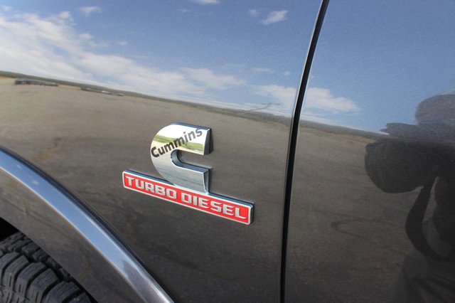 Used 2019 RAM 2500 Laramie w/ Cold Weather Group image 3