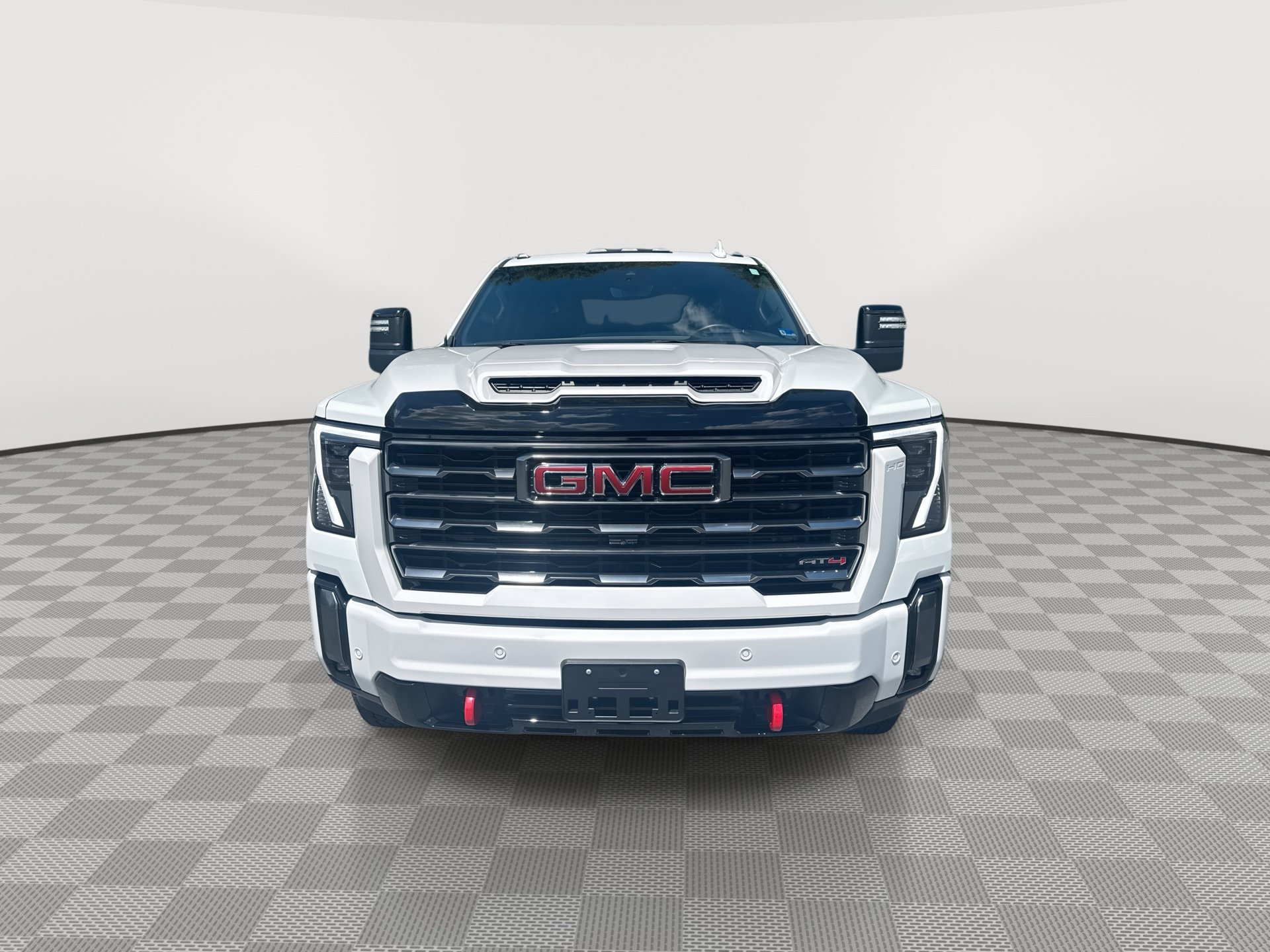 Used 2024 GMC Sierra 2500 AT4 w/ AT4 Premium Plus Package AWD/4WD image 3