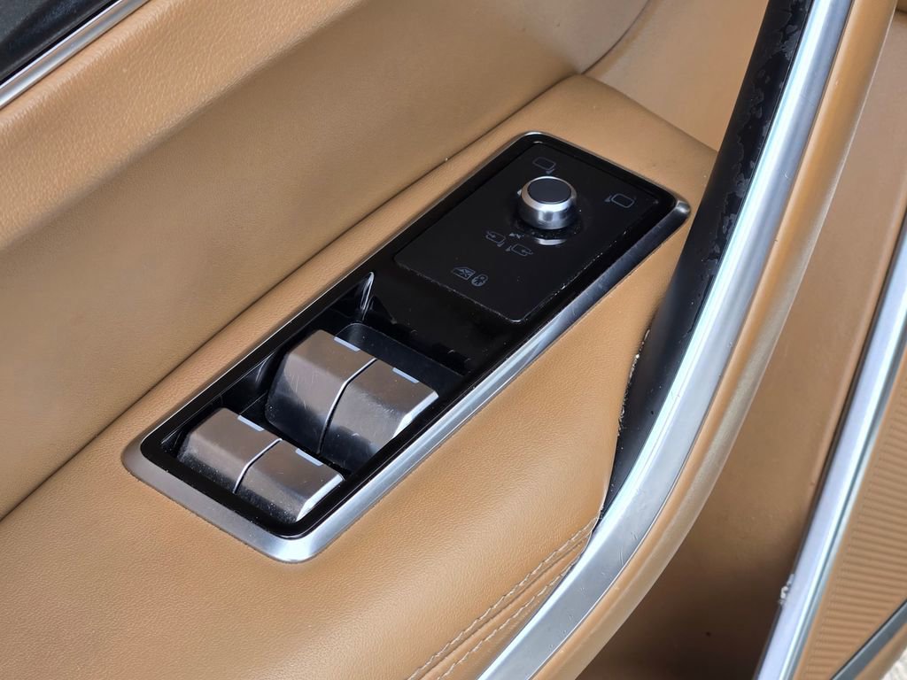Used 2021 Jaguar F-PACE S AWD/4WD image 30