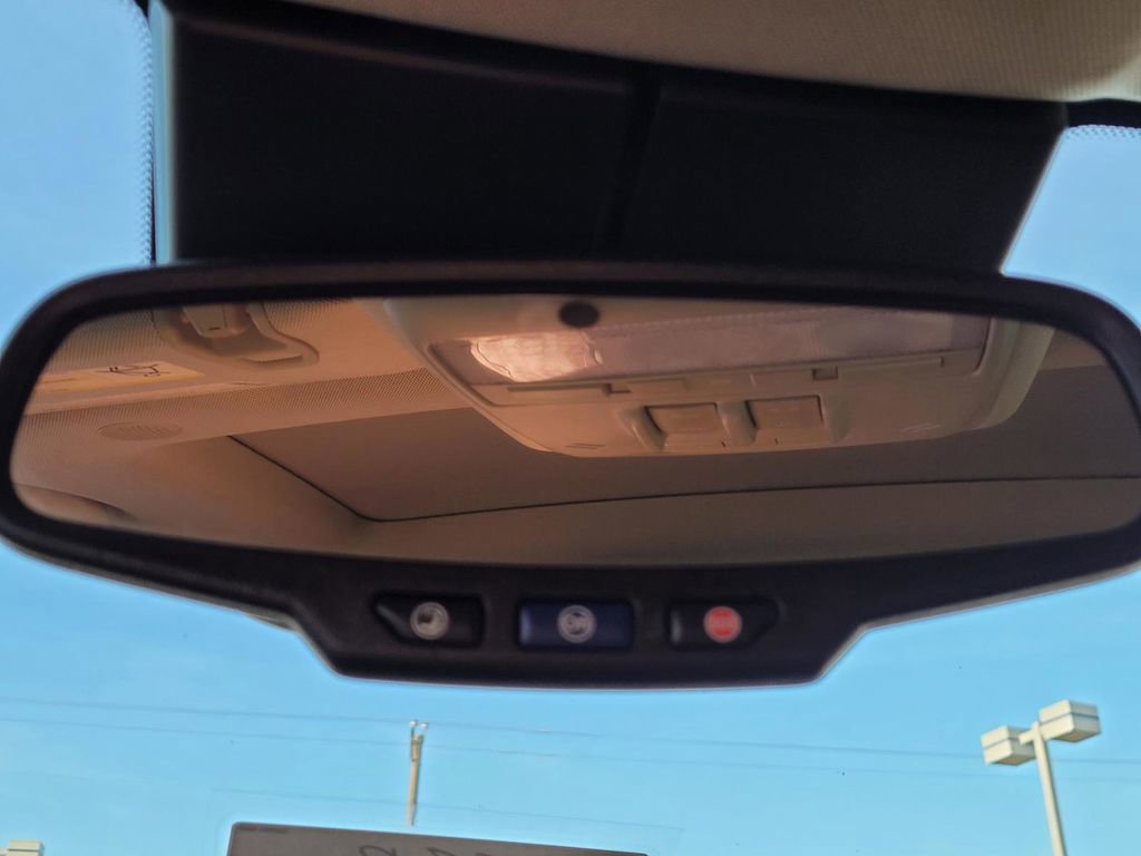 Used 2018 Buick Encore Essence image 31