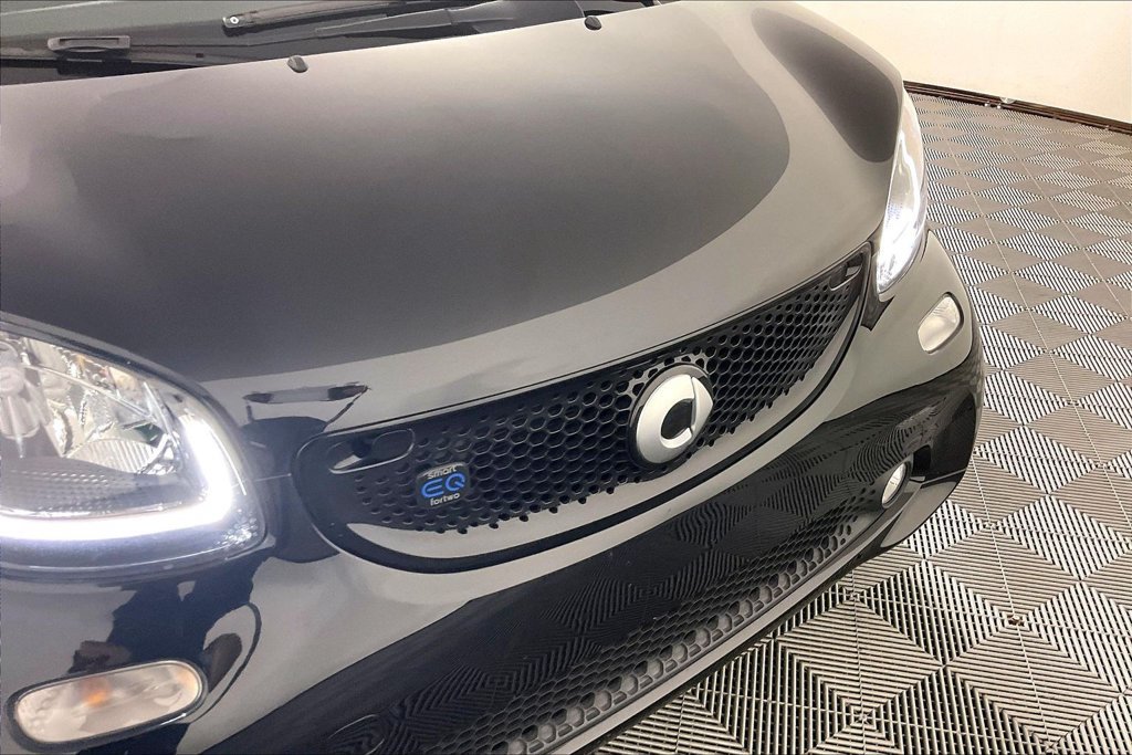 Used 2019 smart fortwo electric drive w/ Sport Package RWD image 18