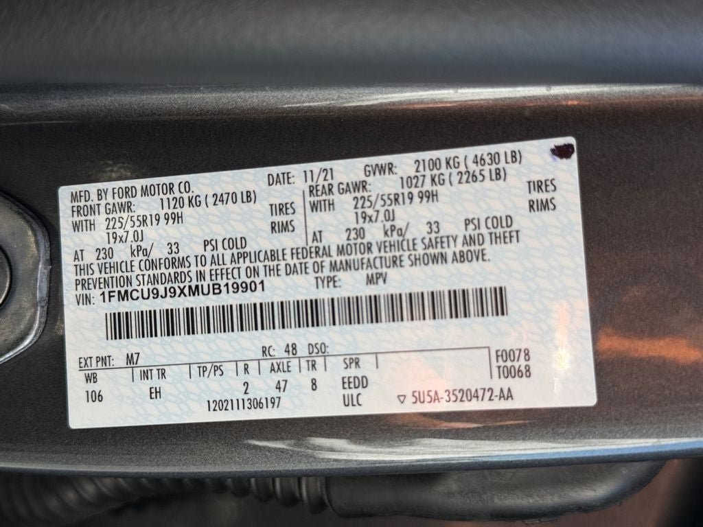 Used 2021 Ford Escape Titanium AWD/4WD image 36