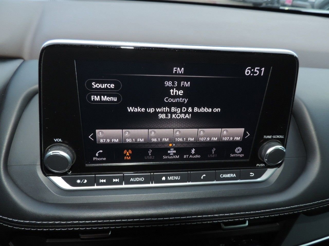 Used 2023 Nissan Rogue S FWD image 21