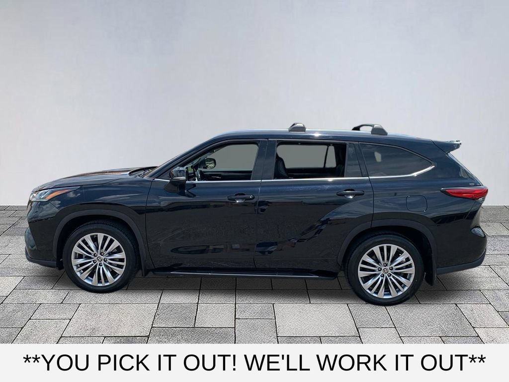 Used 2022 Toyota Highlander Platinum AWD/4WD image 4