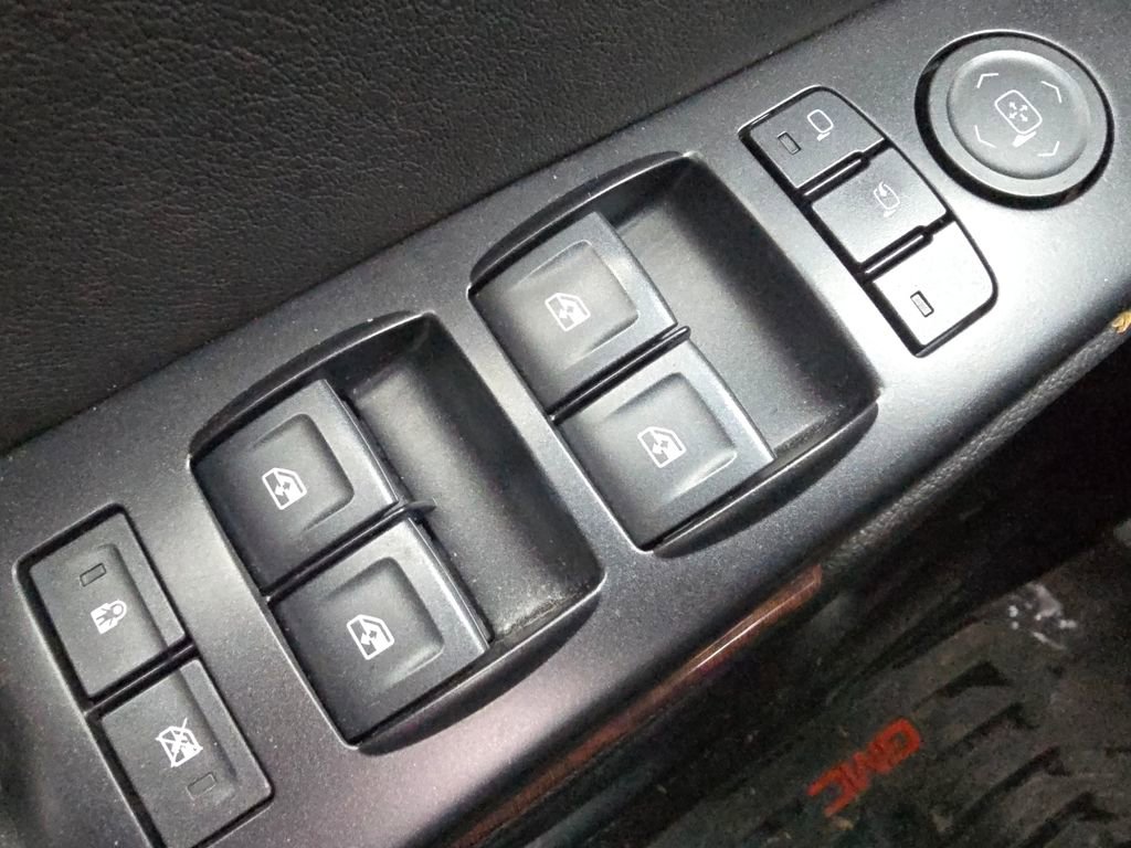 Used 2019 GMC Yukon XL SLT w/ Premium Edition image 28