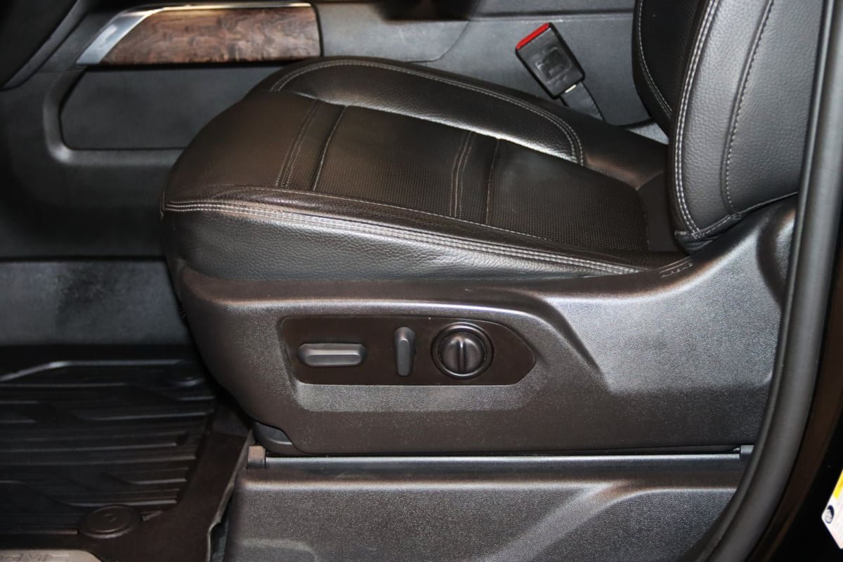 Used 2021 GMC Sierra 1500 Denali AWD/4WD image 42