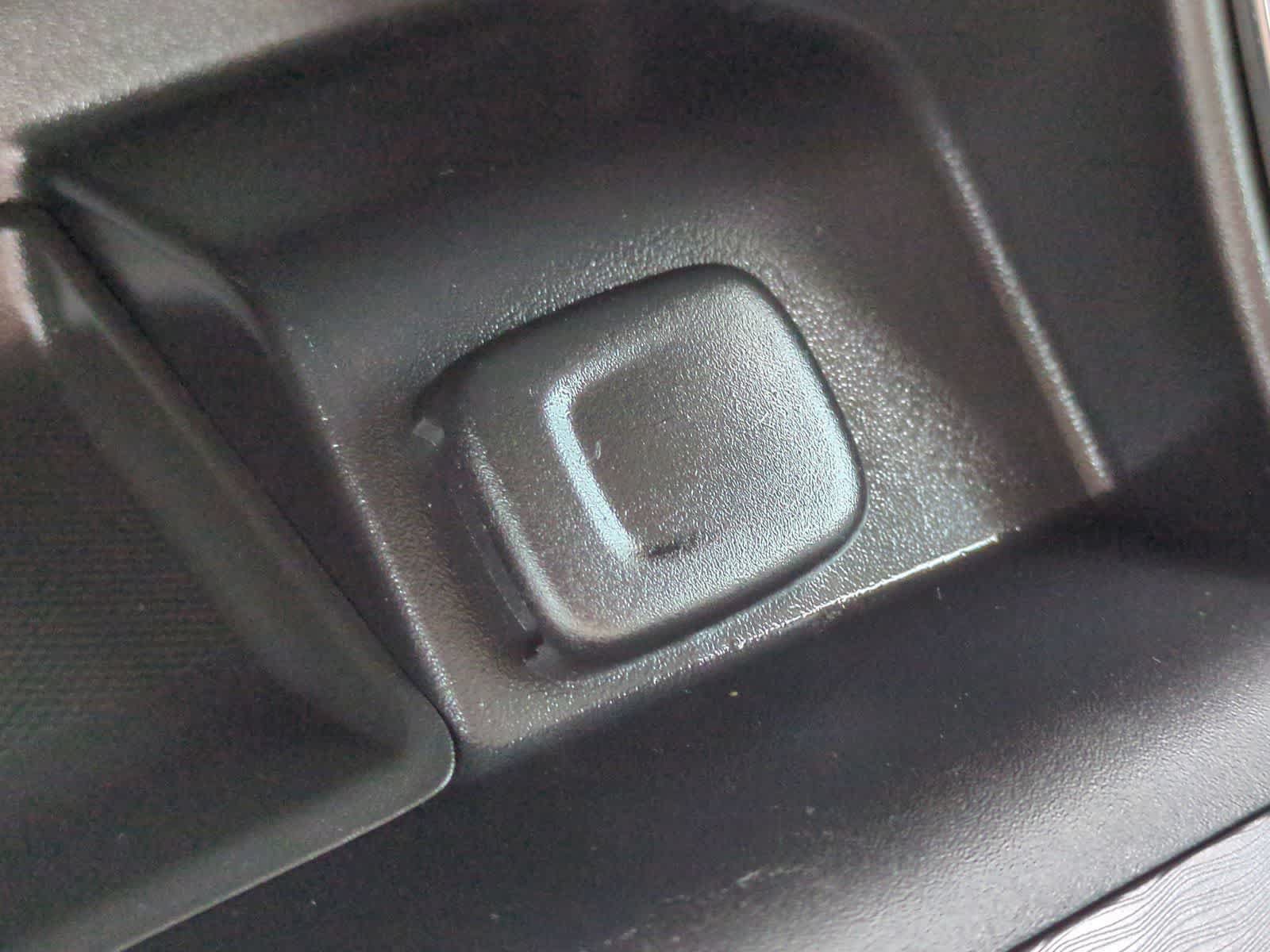 Used 2014 Chevrolet Impala LS w/ LS Convenience Package FWD image 30