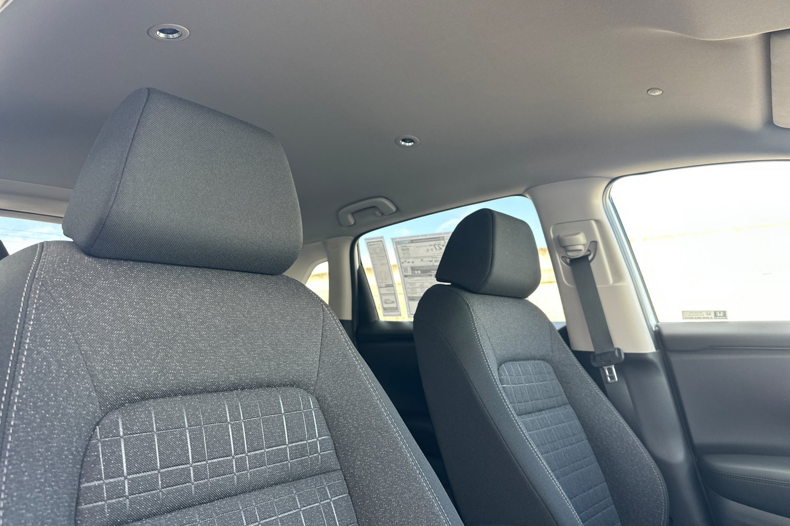 New 2027 Honda HR-V LX image 15